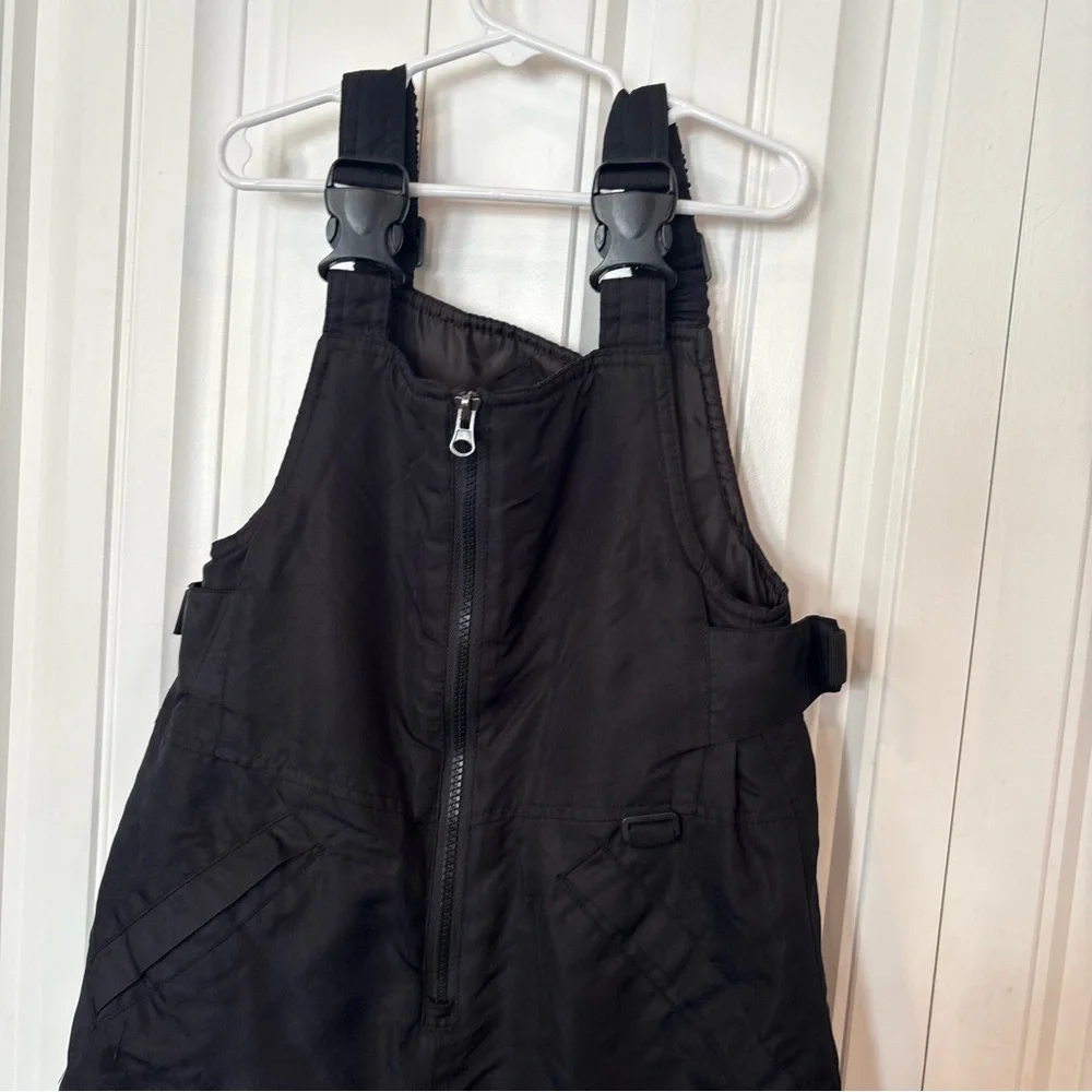 Cherokee Black Snow Overalls Size Medium‎
